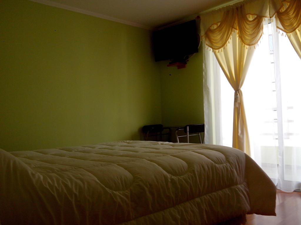 Hostal Sol Del Pacifico イキケ 部屋 写真