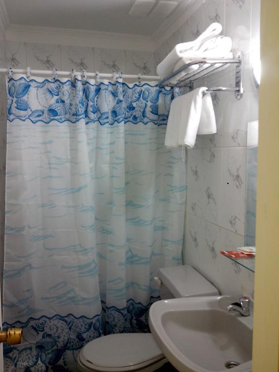 Hostal Sol Del Pacifico イキケ 部屋 写真