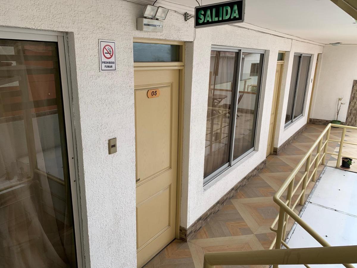 Hostal Sol Del Pacifico イキケ エクステリア 写真